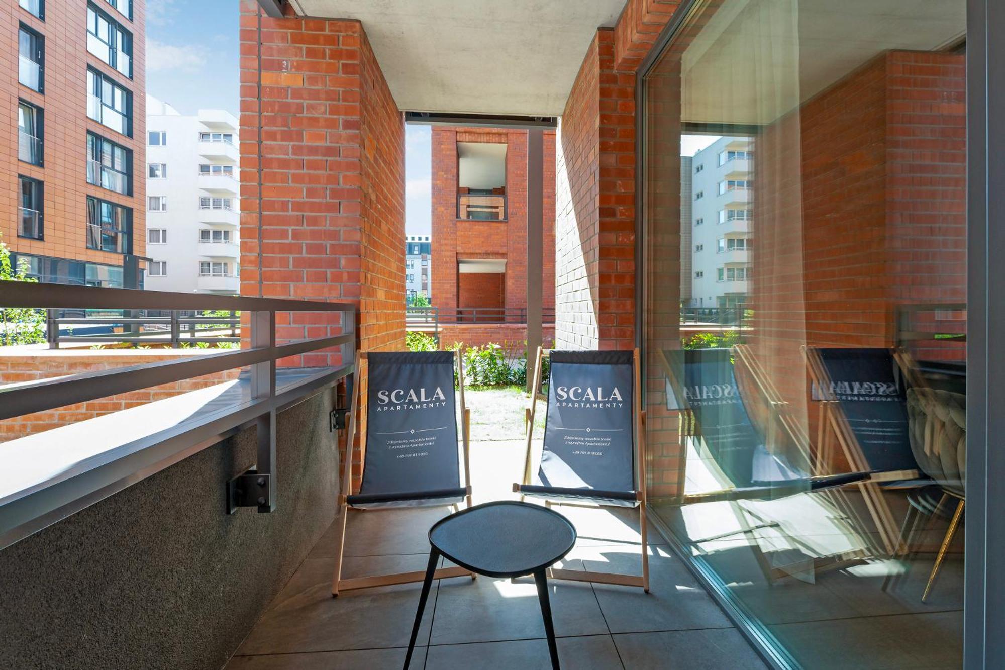 Scala 60H City Center Premium Apartments With Parking By Lion Apartments 그단스크 외부 사진