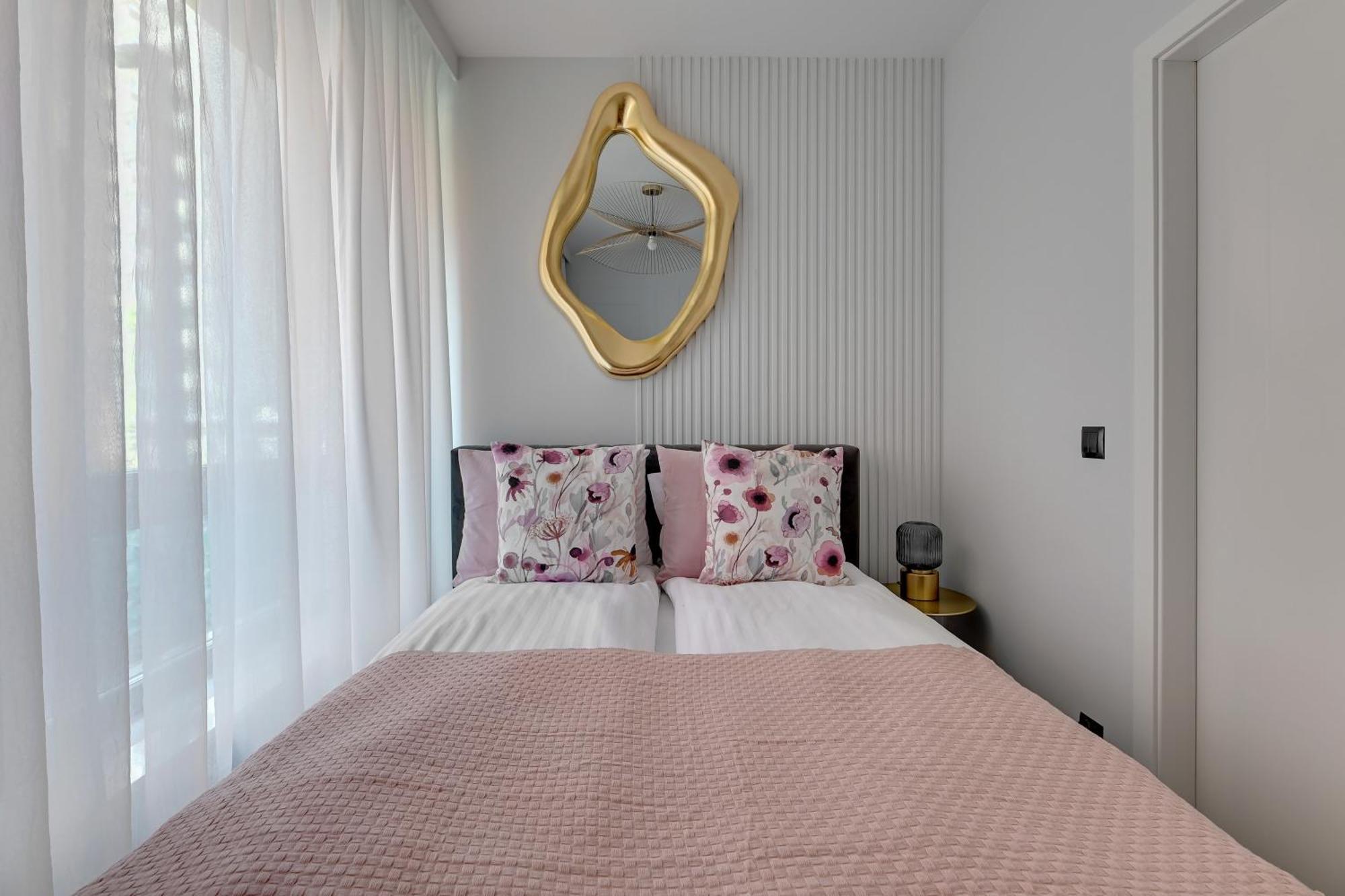 Scala 60H City Center Premium Apartments With Parking By Lion Apartments 그단스크 외부 사진