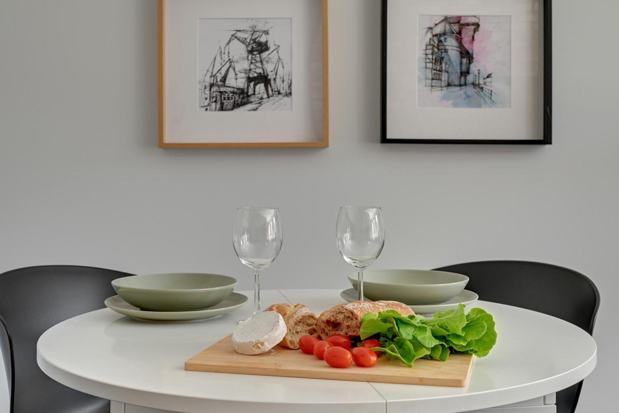 Scala 60H City Center Premium Apartments With Parking By Lion Apartments 그단스크 외부 사진