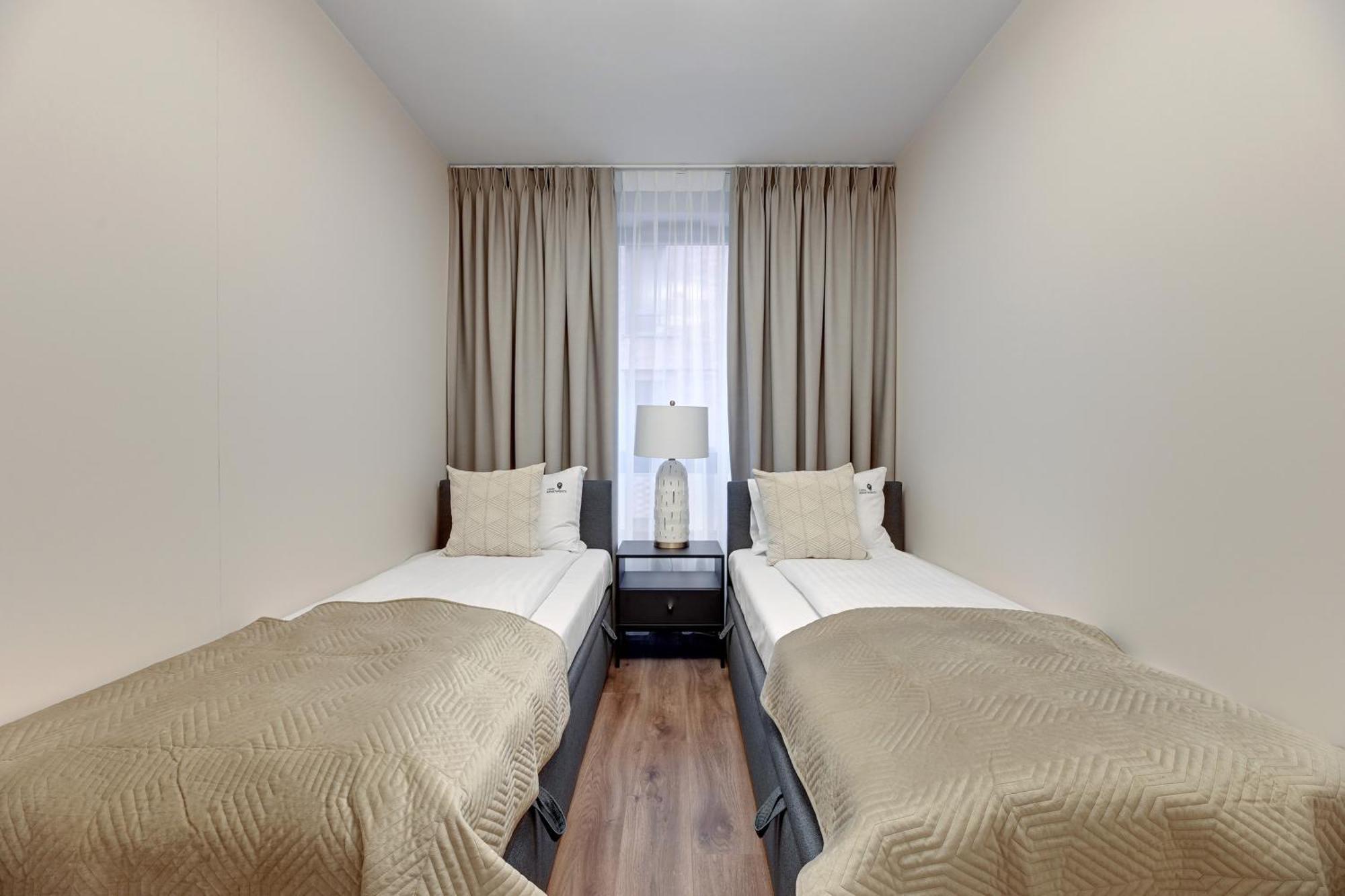 Scala 60H City Center Premium Apartments With Parking By Lion Apartments 그단스크 외부 사진