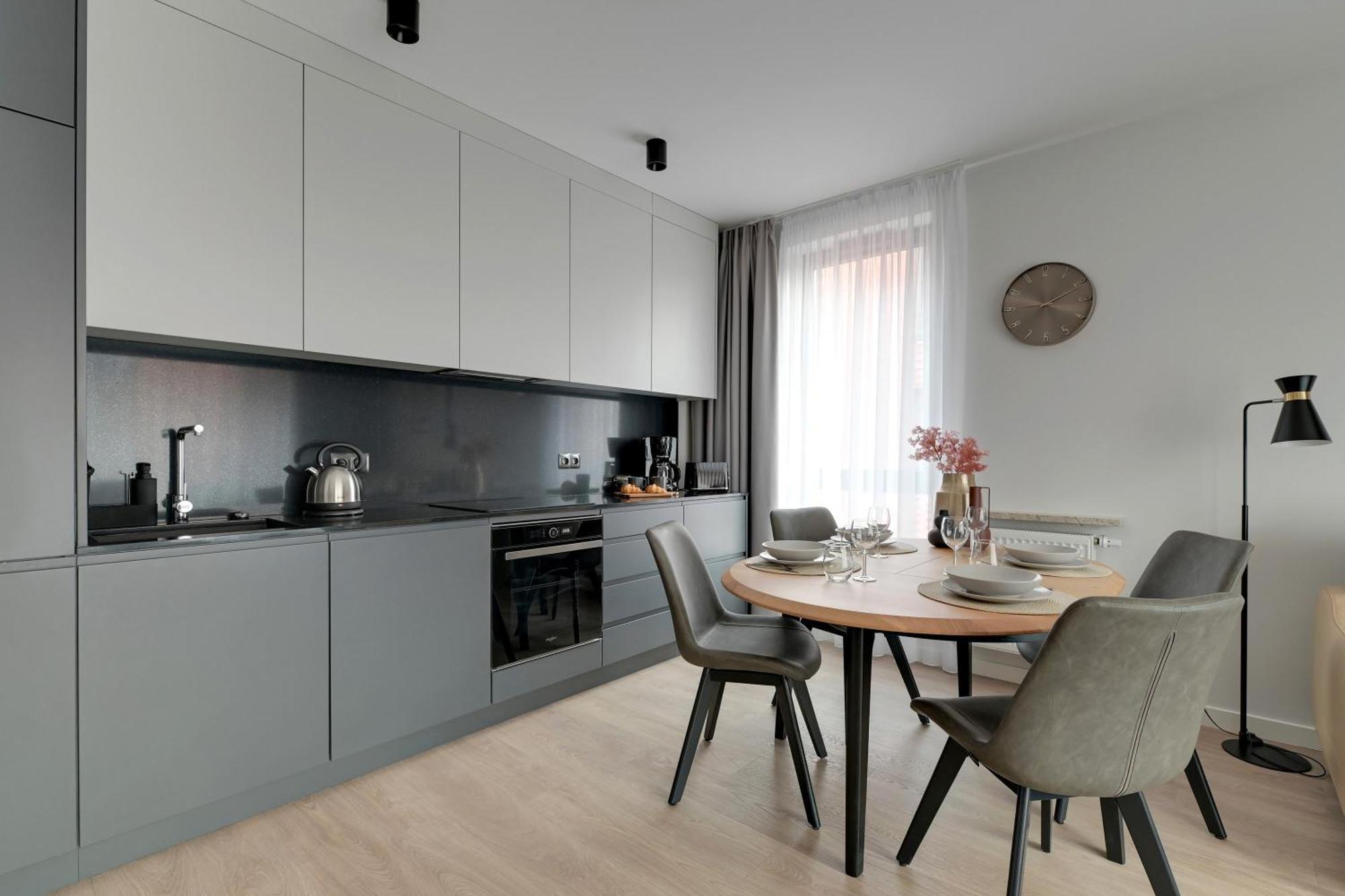 Scala 60H City Center Premium Apartments With Parking By Lion Apartments 그단스크 외부 사진